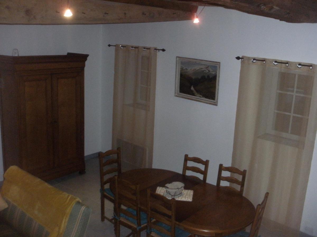 מלון Bellengreville  Grange Dans Ancien Corps De Ferme מראה חיצוני תמונה